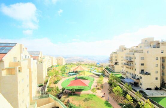 Zeit Shemen, Efrat