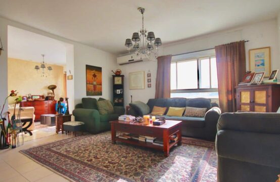 Yehuda Hamaccabi, Efrat