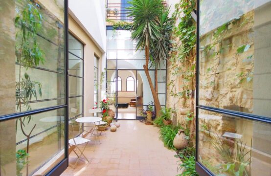 Ohel Moshe, Nachlaot