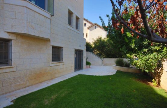 Pitom Haketoret, Efrat