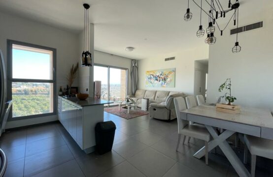 Hashofet Chaim Cohen, Arnona