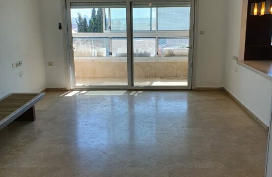 Trumpeldor, Shaarei Chessed