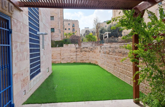 Yisrael Eldad, Arnona