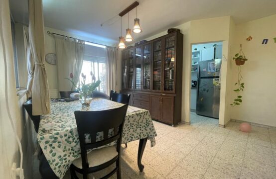 Michlin Street, Bayit Vagan