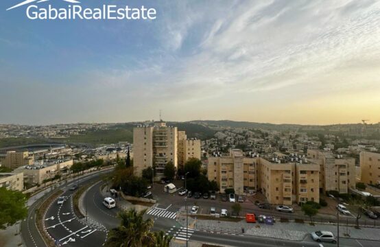 Moshe Sharet Street, Ramat Sharet