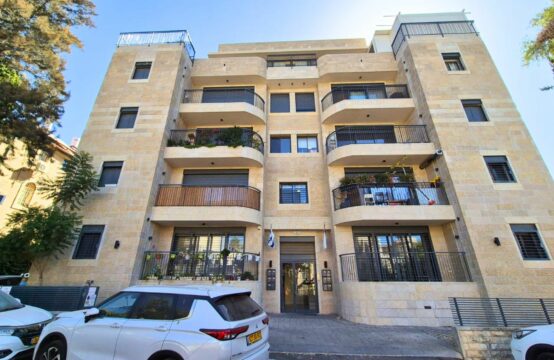 Yehoshafat, Greek Colony