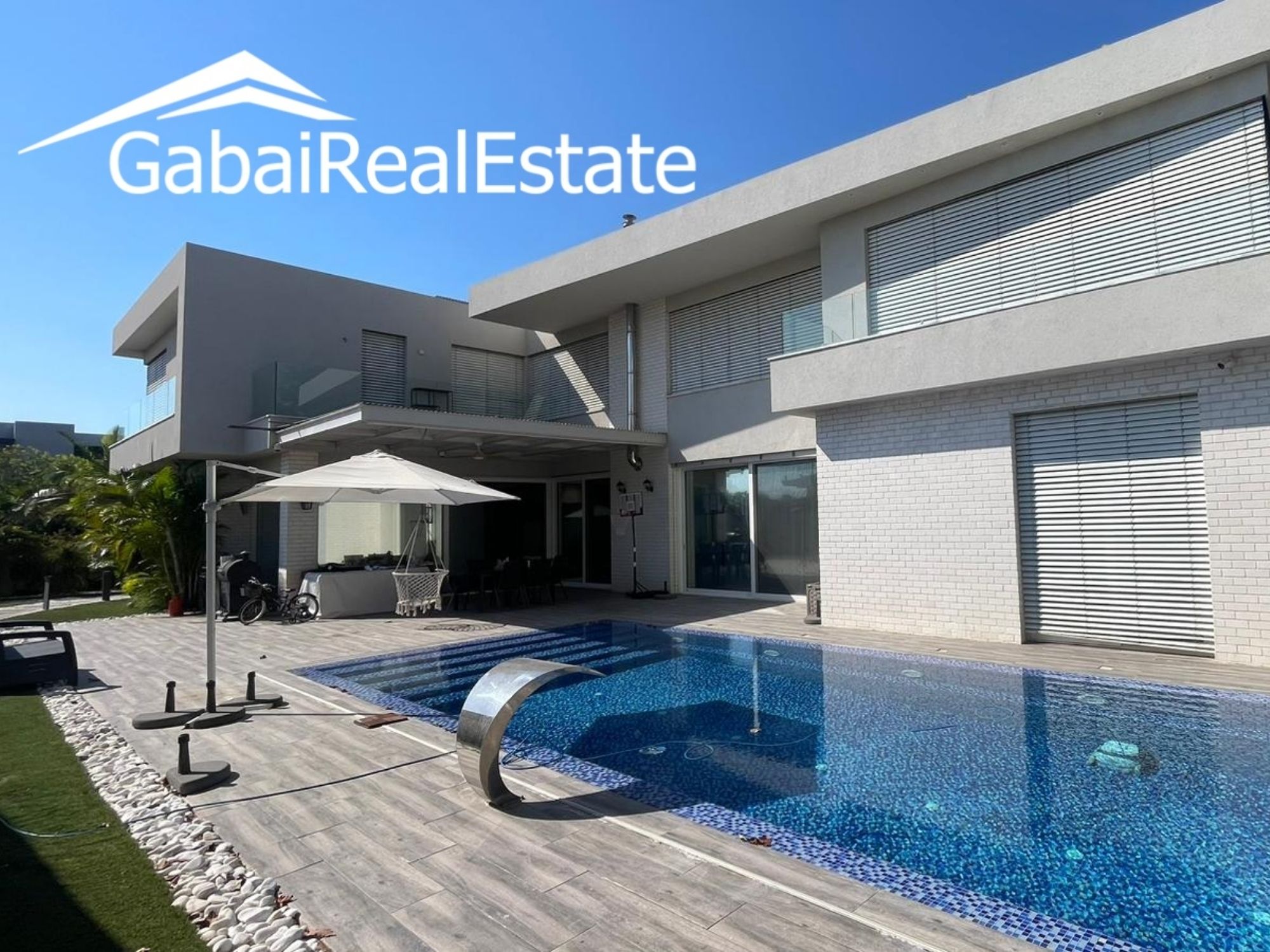 Modern Luxury Villa, Ceasraea