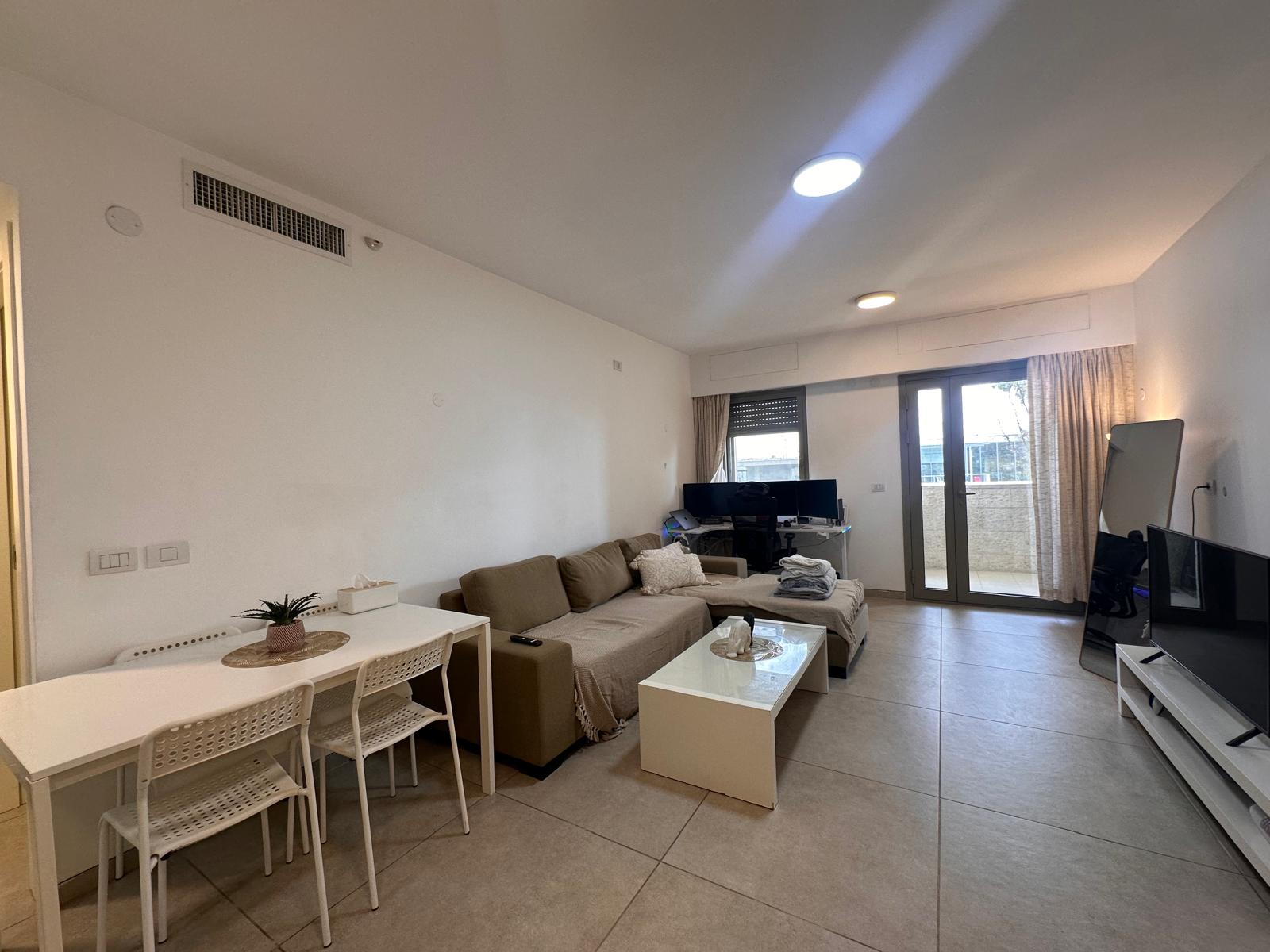 Monbaz St, City Center